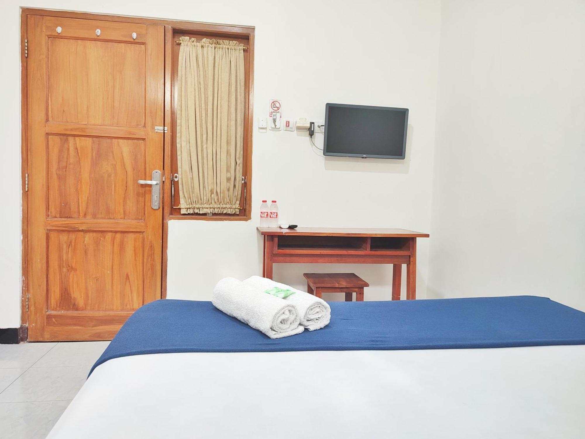 Happy Syariah Hotel Near Jombor Mitra Reddoorz 스레맨 외부 사진