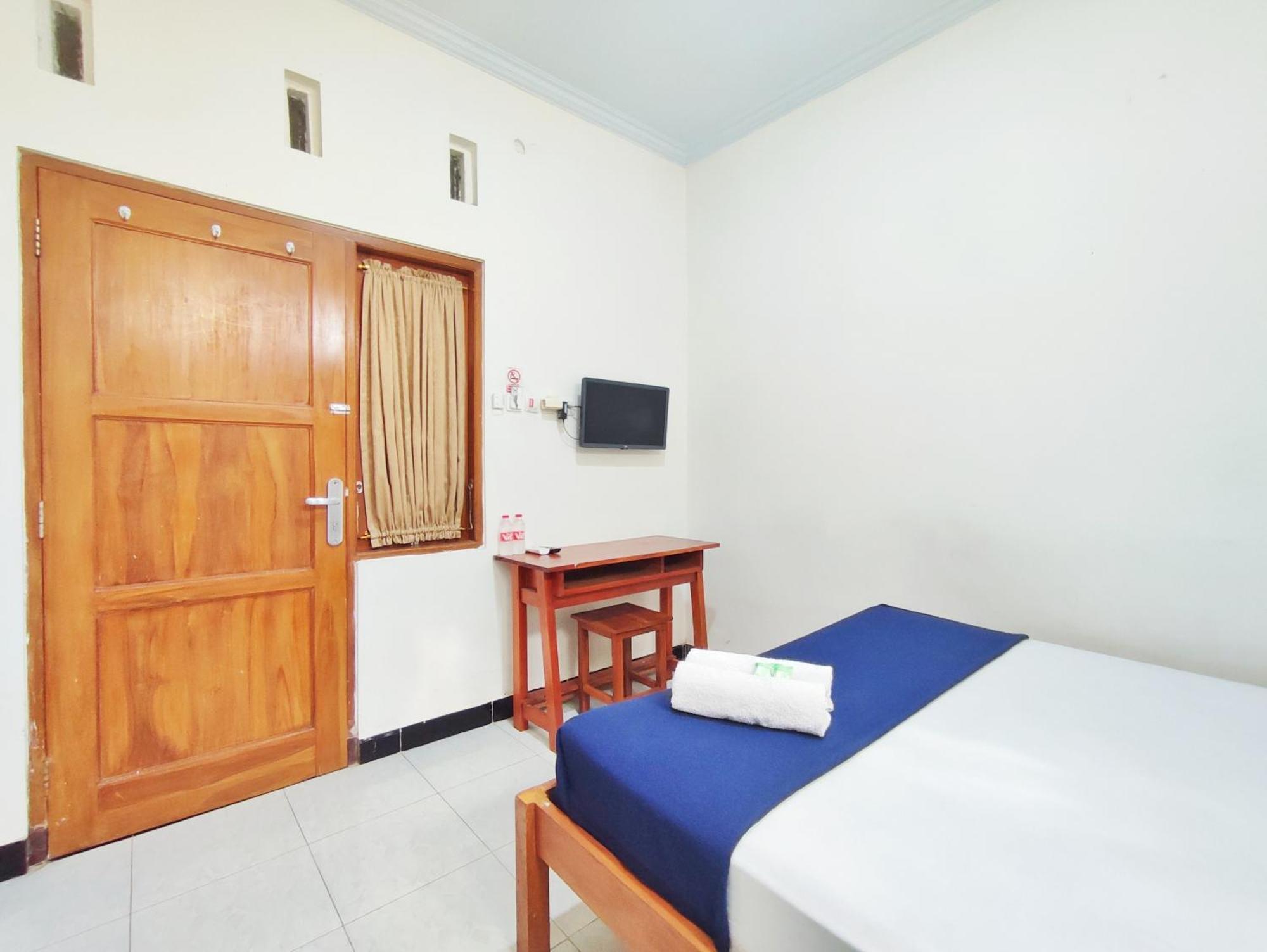 Happy Syariah Hotel Near Jombor Mitra Reddoorz 스레맨 외부 사진